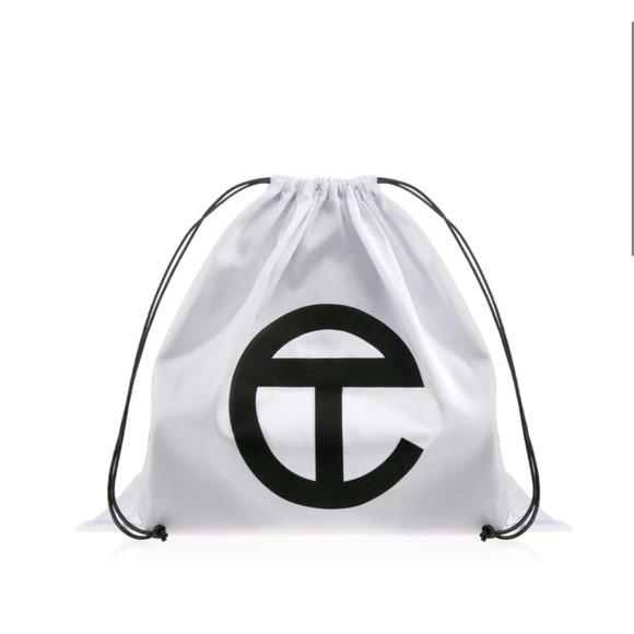 Telfar Medium Shopping Bag. Oxblood - Picture 4 of 9